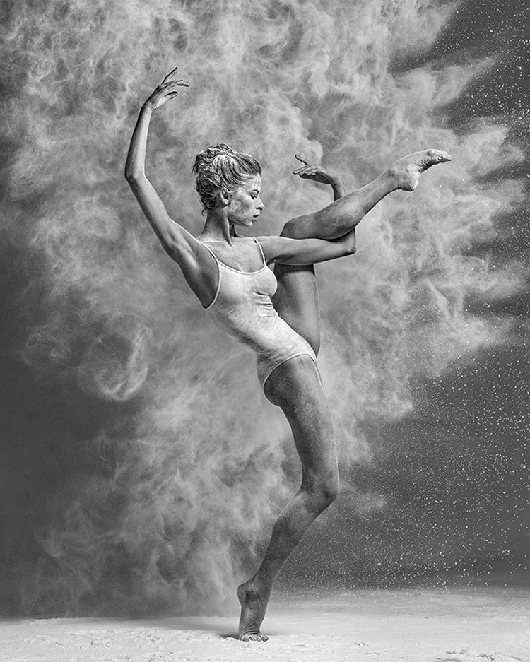 art-of-graceful-ballet-dancing-on-photos-by-alexander-yakovlev-26