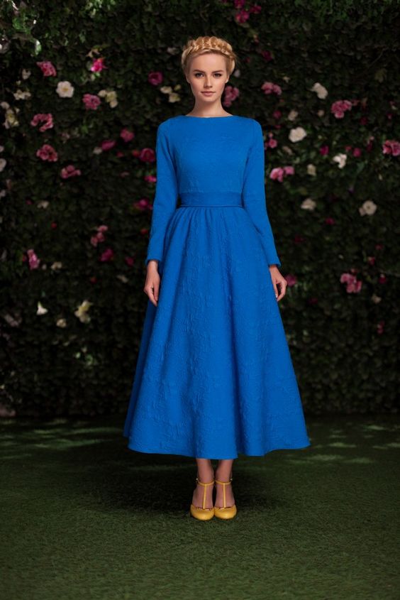 Платье «Аврора» миди синее — 27 990 рублей