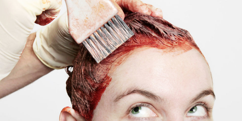 Как легко смыть краску для волос с кожи головы | Журнал Домашний очаг