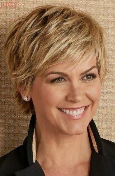 30 Stylish Short Haircuts for Women Over 50 18
