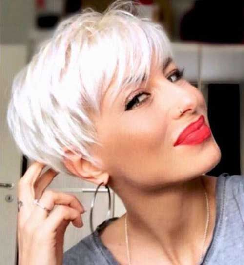Platinum-Blonde-Pixie Short Hairstyles for Women Over 40 to Explore New Look