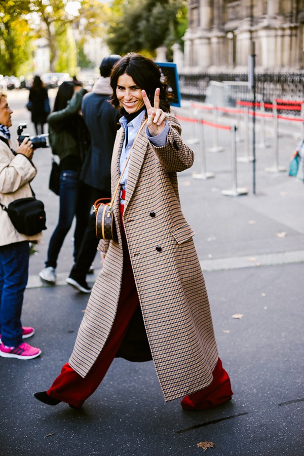 PFW: главные тренды сезона в действии - street style с парижской недели моды