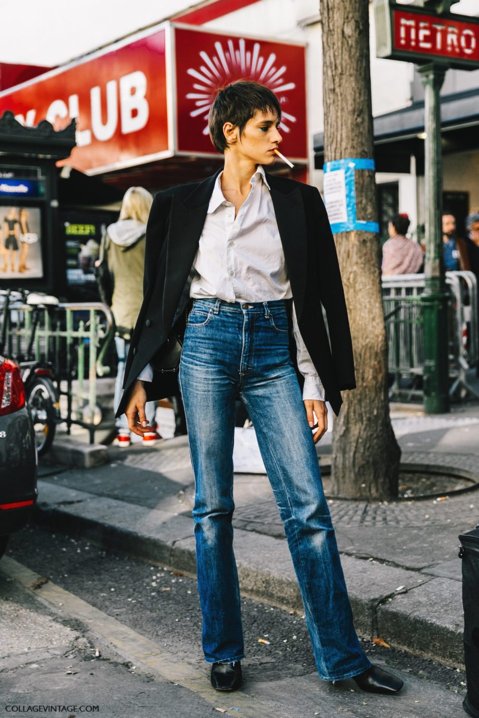 parisian chic, jeans, black jacket