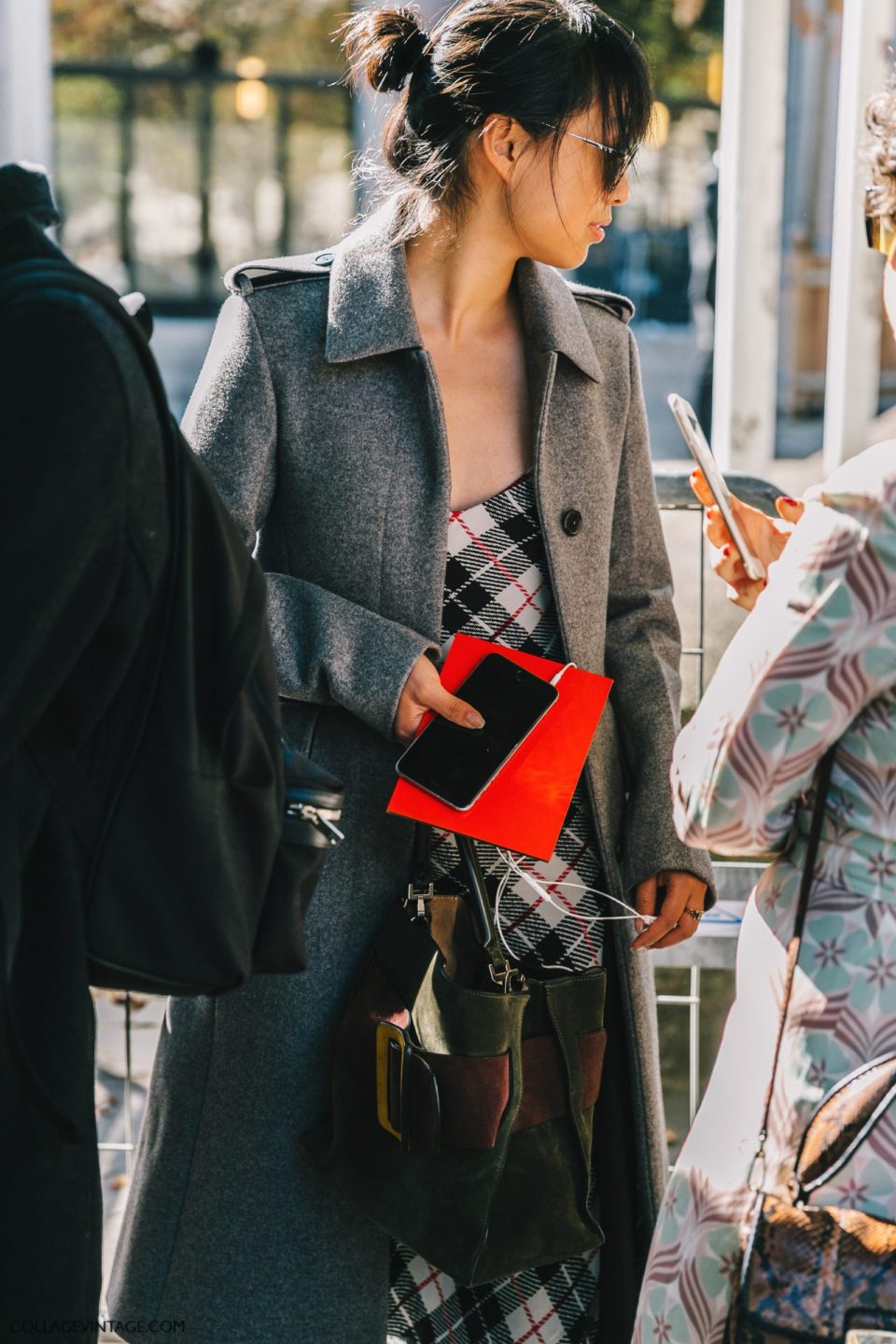 pfw-paris_fashion_week_ss17-street_style-outfit-collage_vintage-louis_vuitton-miu_miu-45-1600x2400